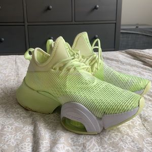 Ready to ship - Training shoes NIKE
